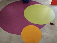 Укладка натурального линолеума дизайнерским способом -115 м2